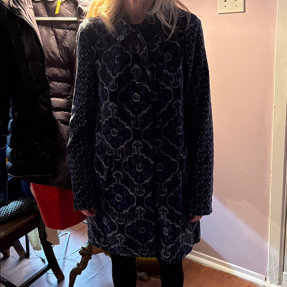 Blue Floral Patterned Coat vintage stunning